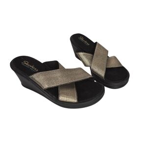 Skechers Gold And Black Memory Foam Wedge Sandals Sz 7